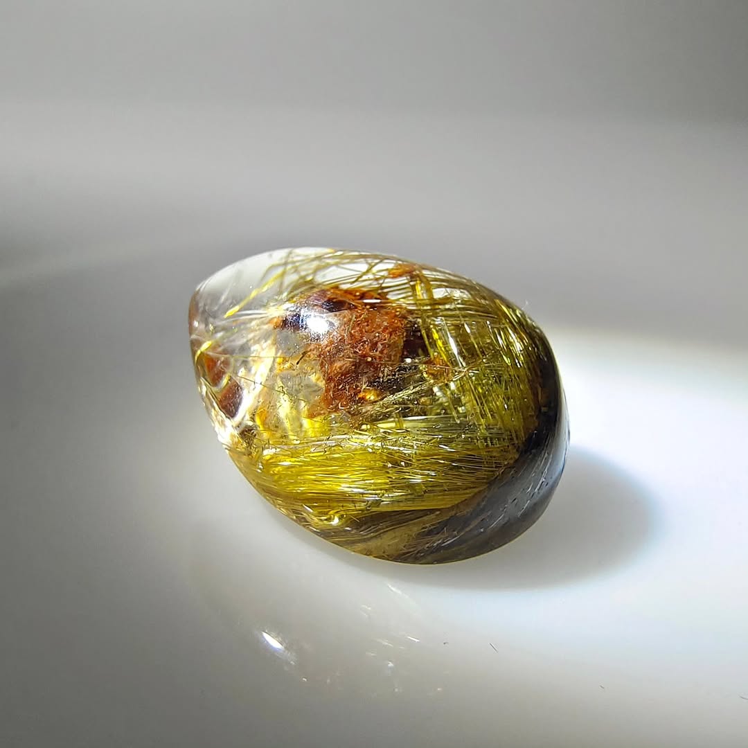 金髮晶共生幽靈裸石