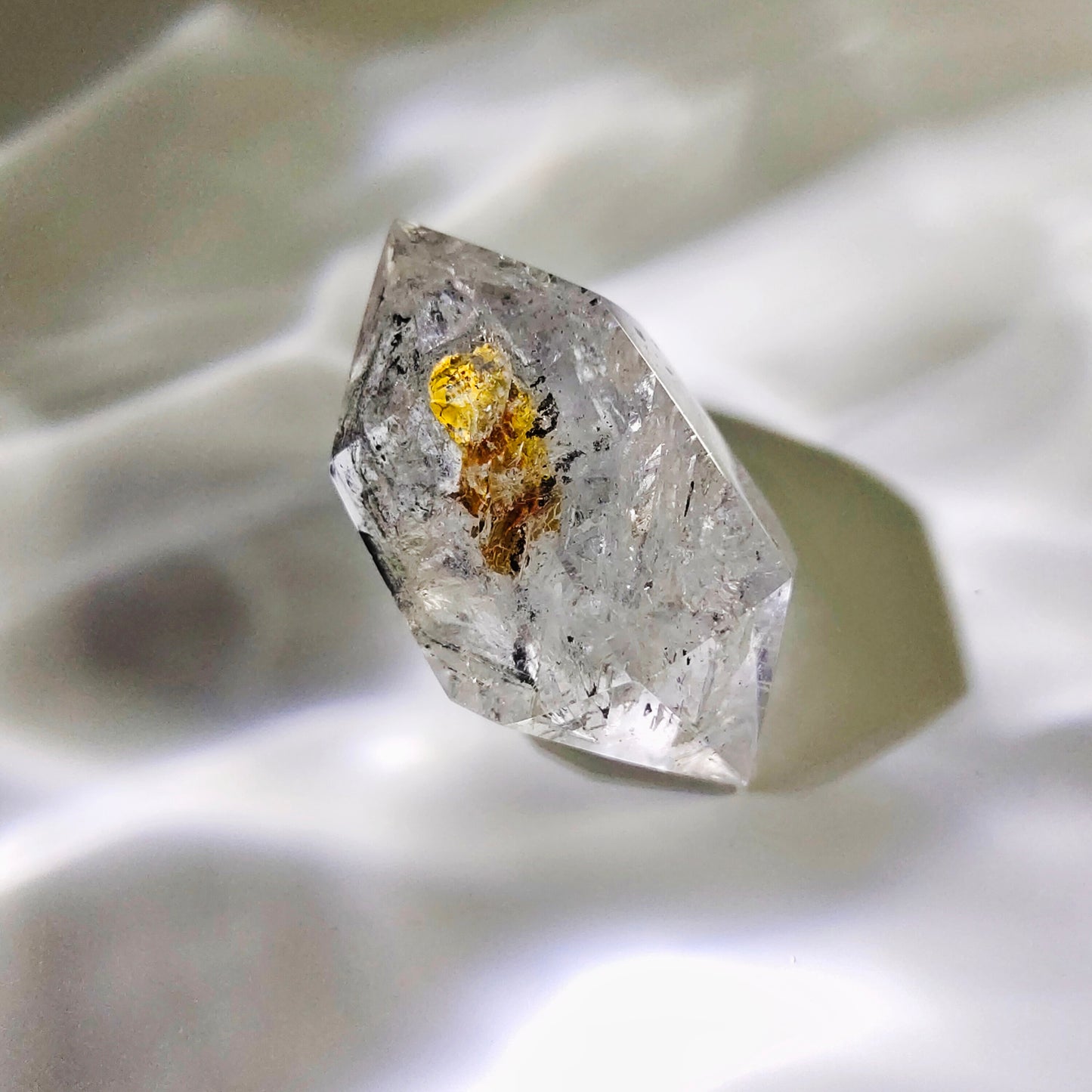 曜黑星塵閃靈鑽