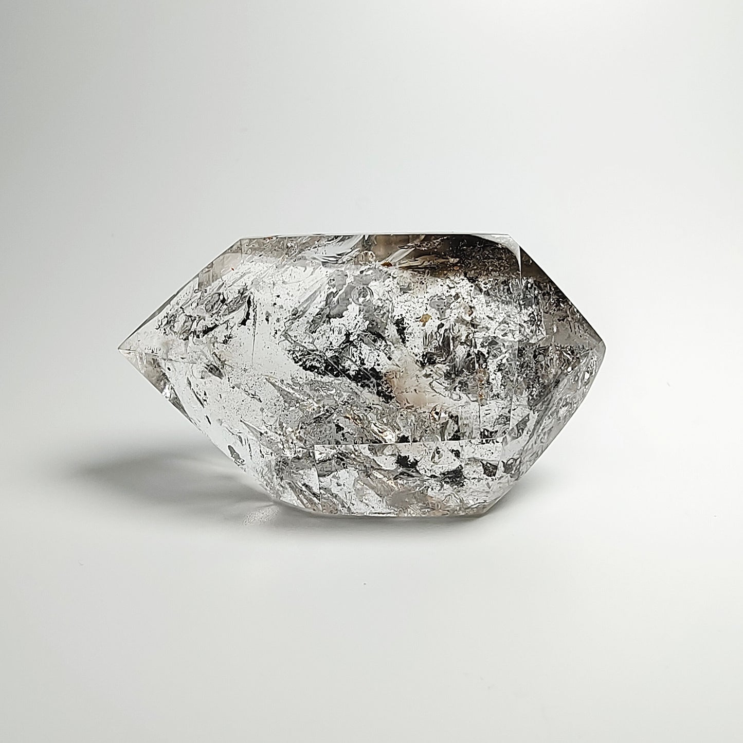 茶澄光語閃靈鑽