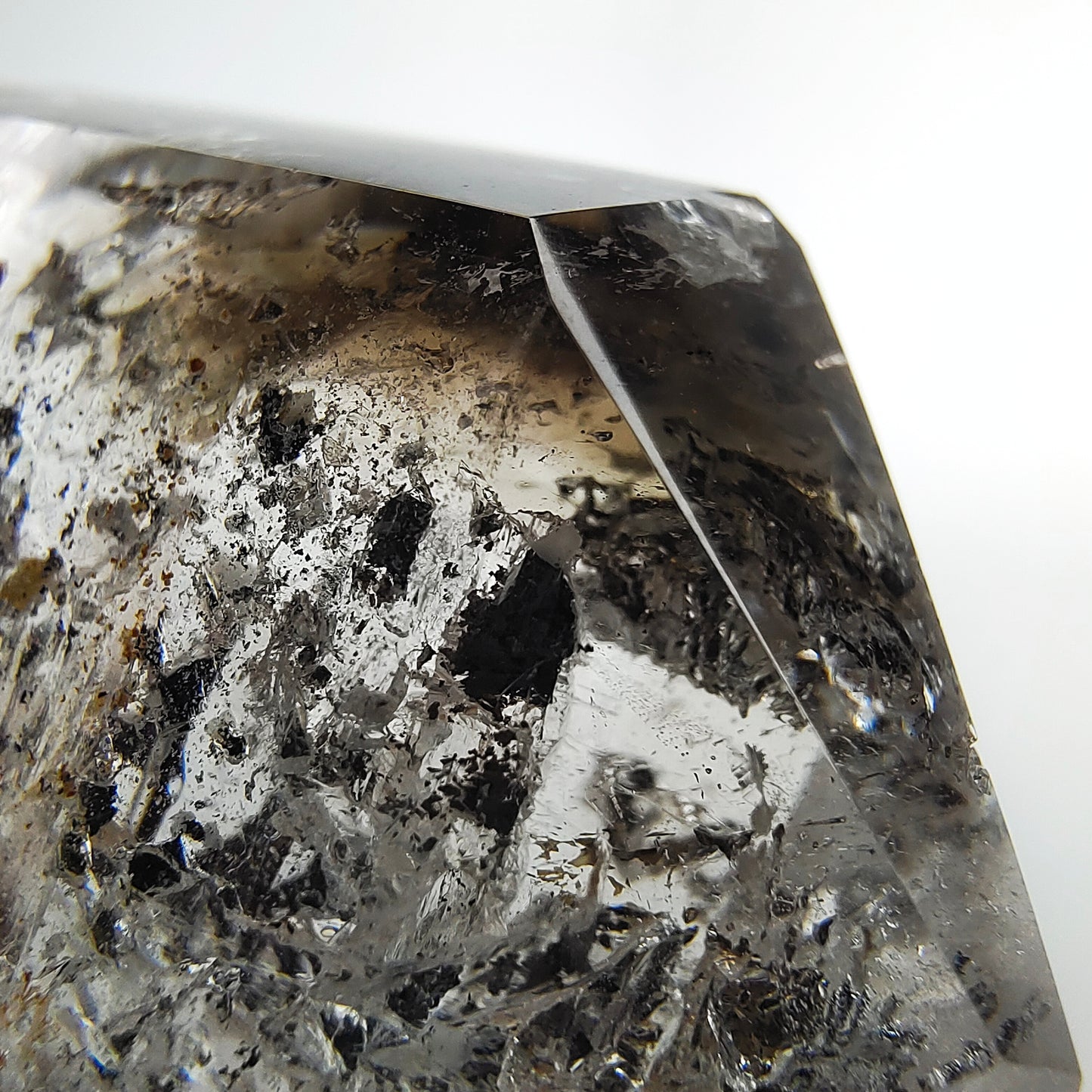 茶澄光語閃靈鑽