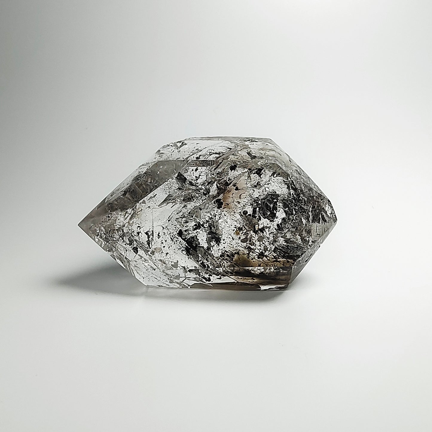 茶澄光語閃靈鑽